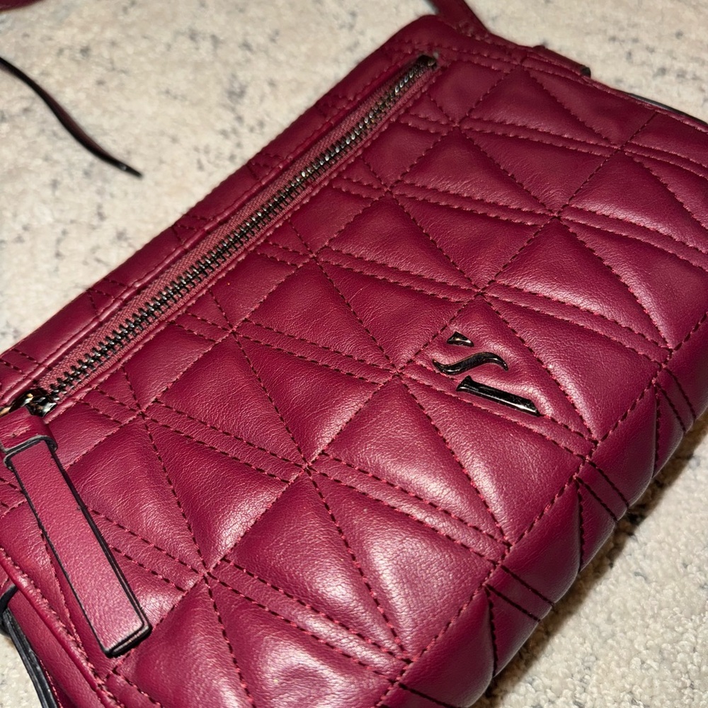 Simply Vera Vera Wang Quilted Clutch in Deep Red